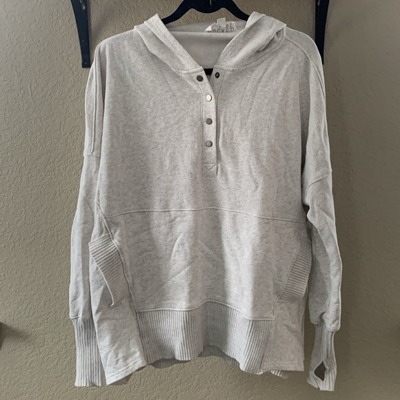 Boutique Bucket List Heather grey snap hoodie - Picture 2 of 7